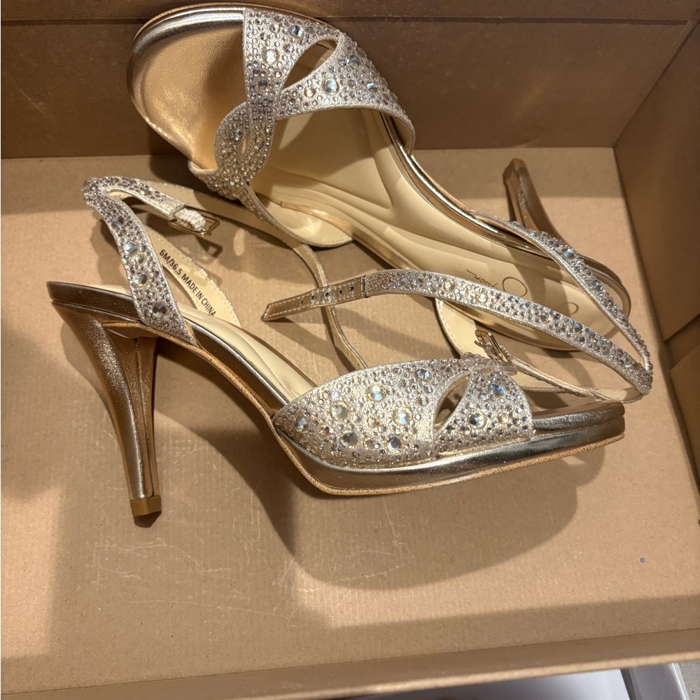 Elegant 6 Gold champagne jessica Simpson Strappy Heels jarilyn3 shimmer sand - Picture 4 of 9